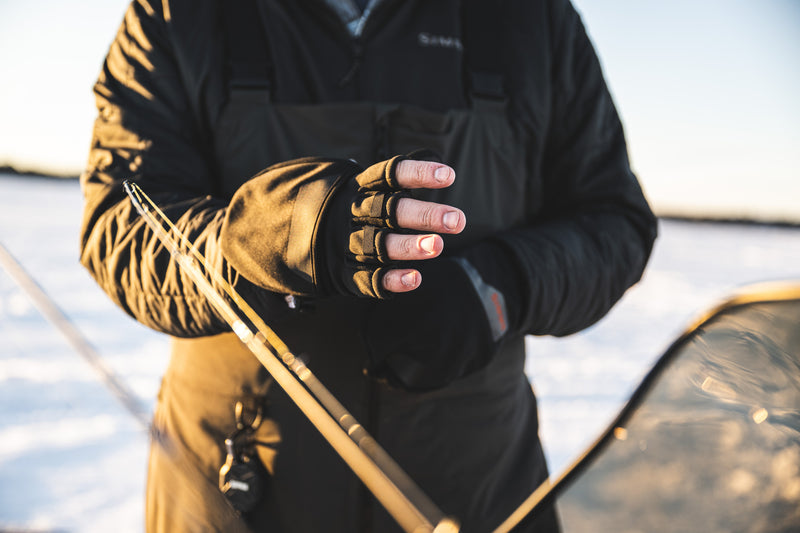 Simms Windstopper Half-Finger Fishing Glove